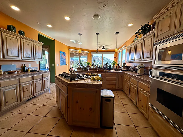 216 Calle Diamante — Photo 9
