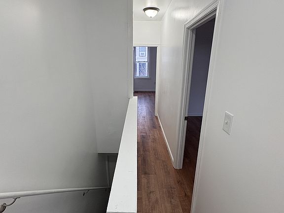 3rd image of 712 Vine St #2