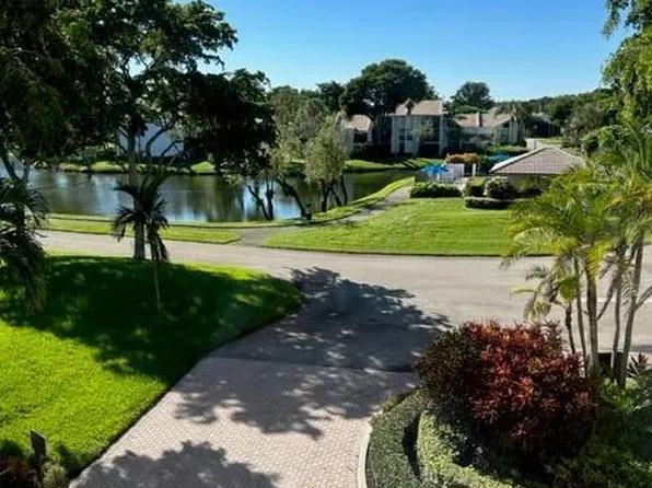 1633 Bridgewood Drive, Boca Raton, FL 33434