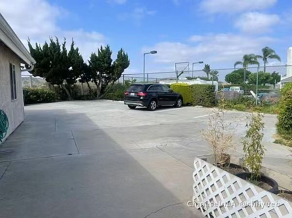 1st image of 2774 Pepperdale Dr