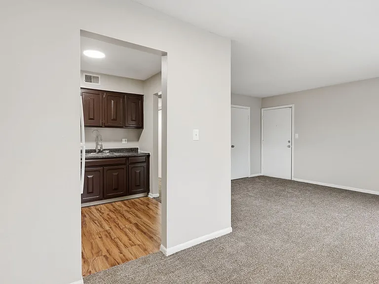 The Cedars Apartment Homes — Photo 19