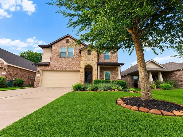3823 Singing Flower Ln, Richmond, TX 77406