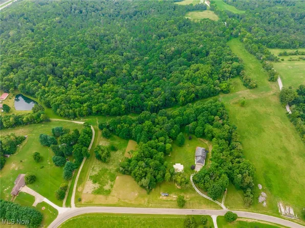 15240 Stocker Ridge Rd, Newcomerstown, OH 43832