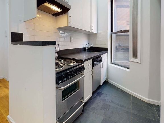 3rd image of 222 E 85th St #5W3