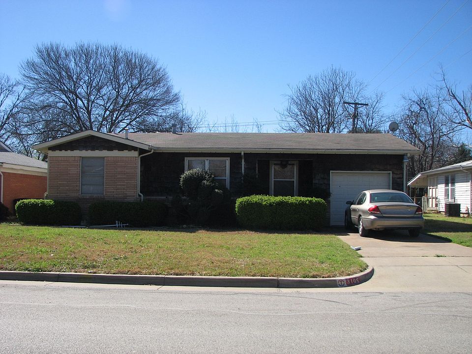 1st image of 3105 W Fuller Ave