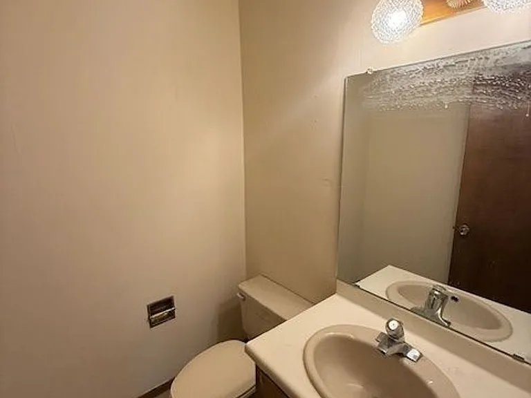 23 Lakeshore Dr NE — Photo 6