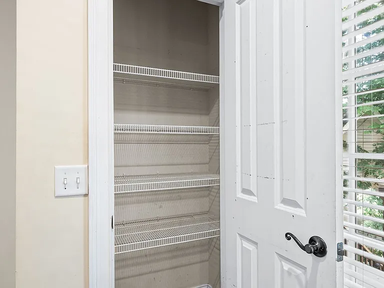 172 Woodmont Blvd #B — Photo 31