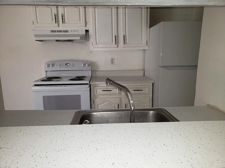1157 Calle Del Norte #B — Photo 3