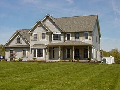 1st image of 9 Noelle Dr