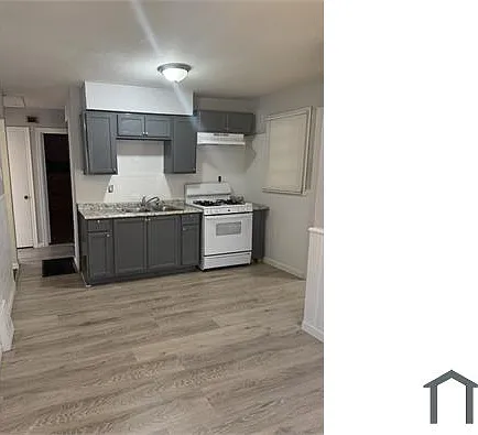 3 bed, 1000 sqft, $1,300 — Photo 3