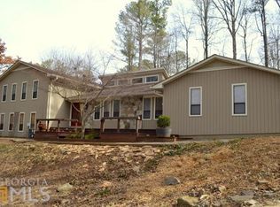 3820 Creekview Dr NE, Marietta, GA 30068