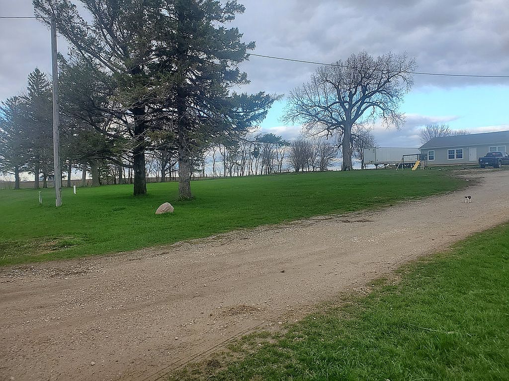 10702 G Ave, Aplington, IA 50604 Zillow