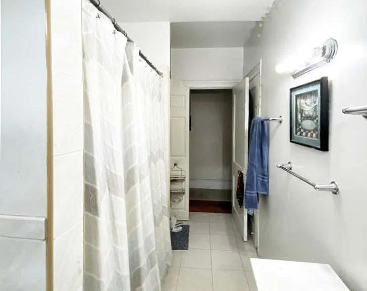 4627 Locust St #1 — Photo 11