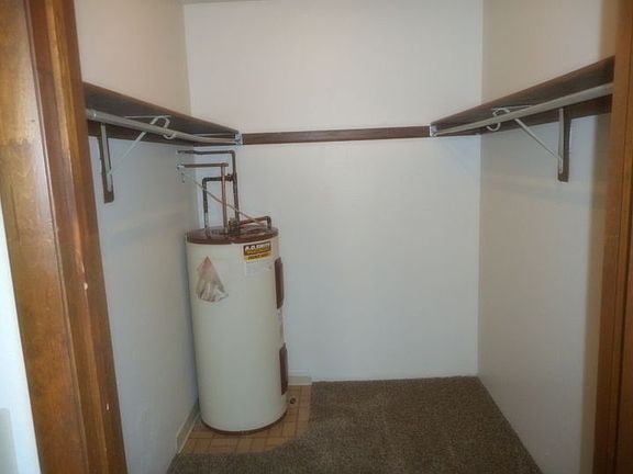 5th image of 305 S 12th St W APT E