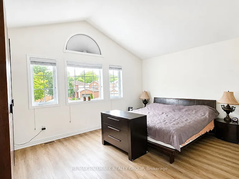 1374 Chicory Pl — Photo 16