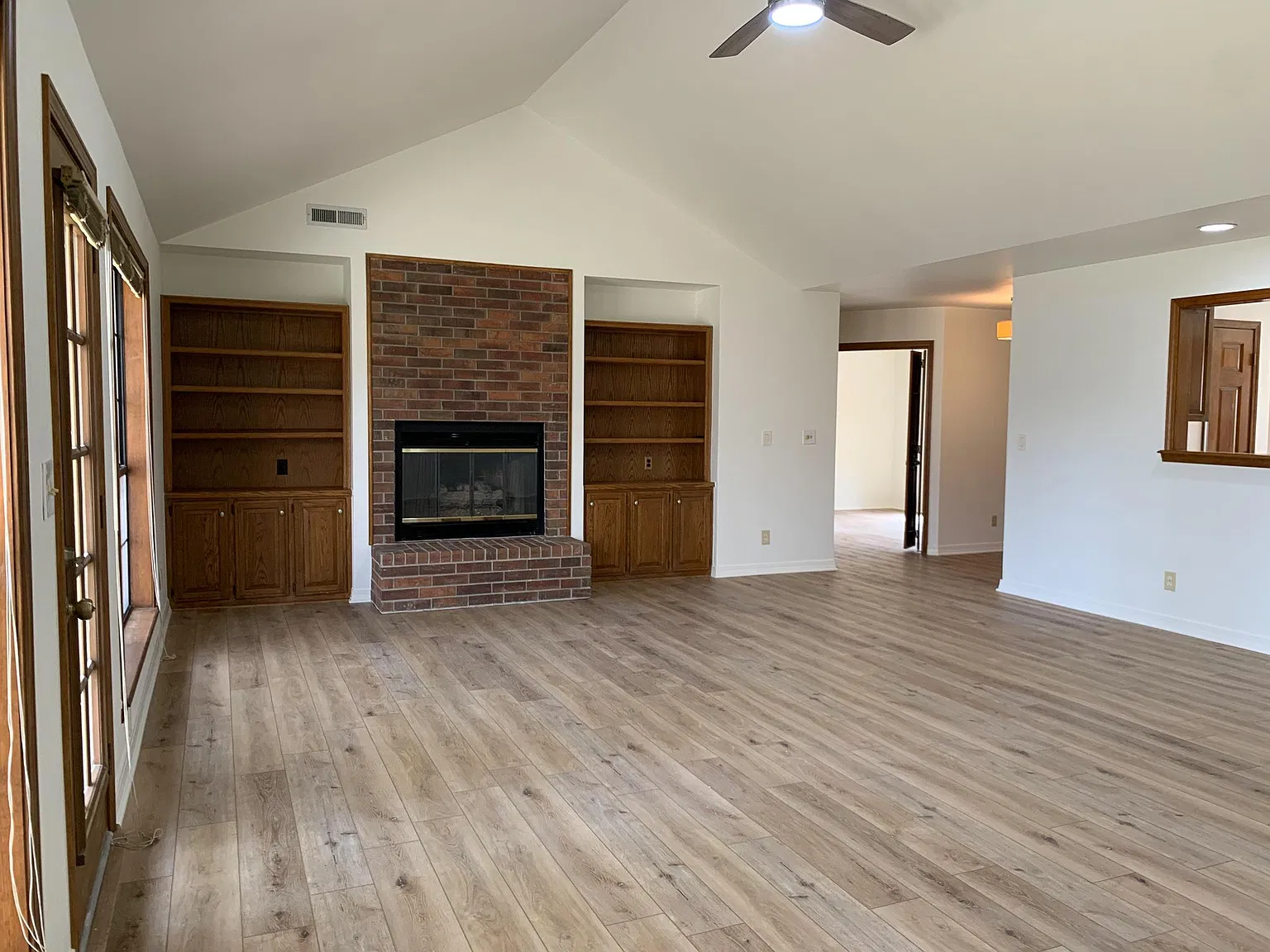 3263 N Makeig Ct — Photo 3