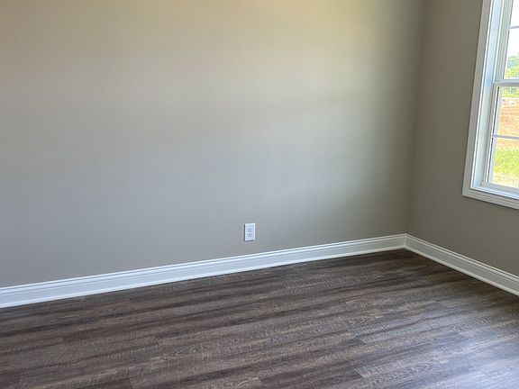 3rd image of 245 Cedar Springs