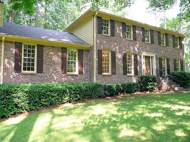 1st image of 22 Brookcrest Dr
