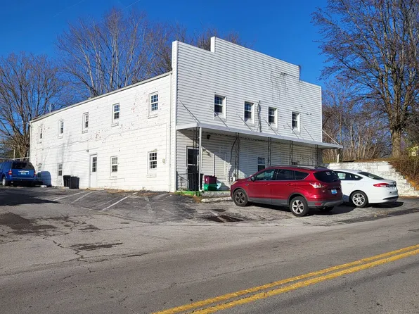 130 E Cumberland Ave, Jamestown, KY 42629