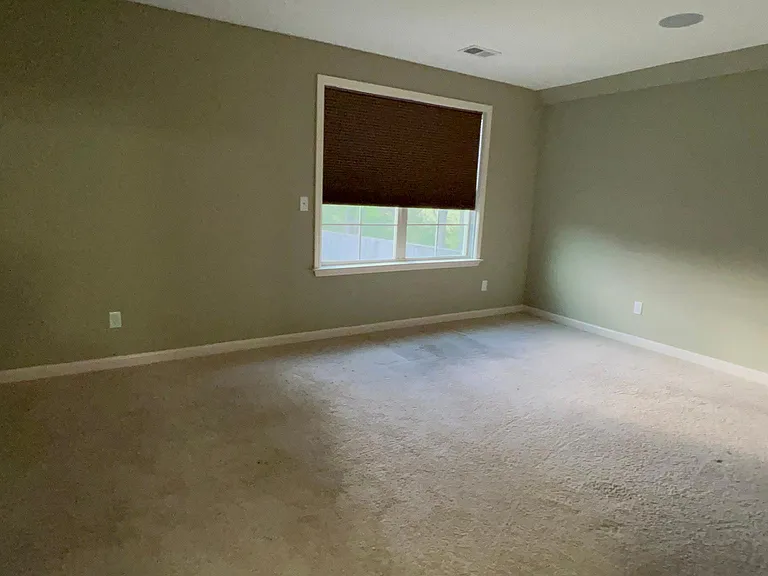 Upstair bedroom/Media Room
