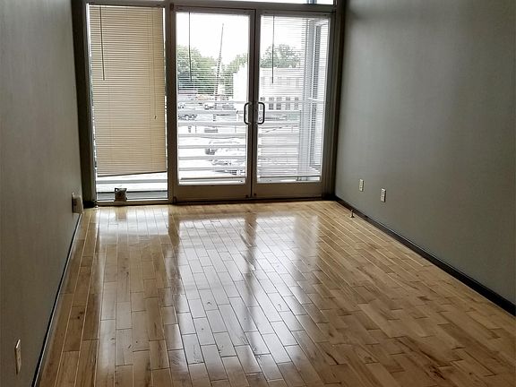 2nd image of 16 W Broad St APT 2