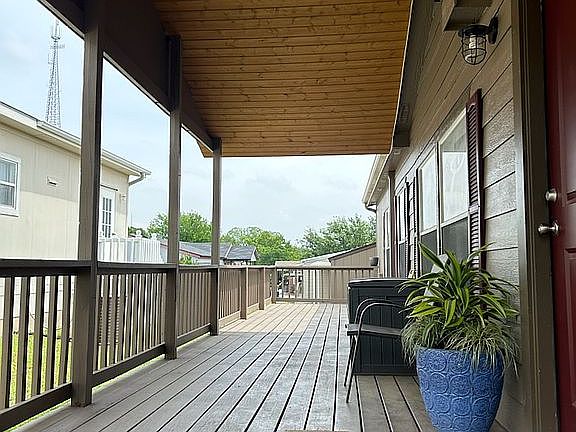 4th image of 3208 Windy Hollow Way