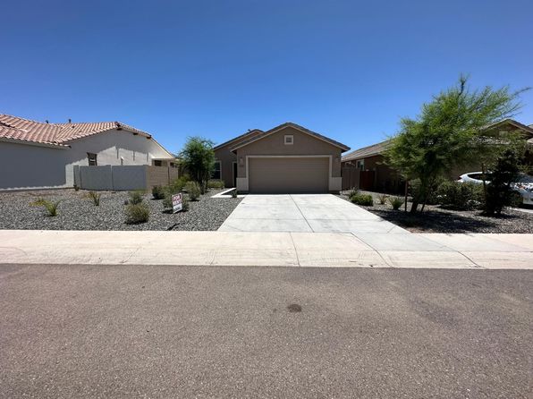 11979 E Massai Point