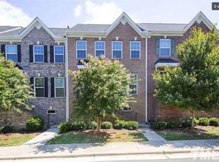 402 N Tunstall Ave, Apex, NC 27502