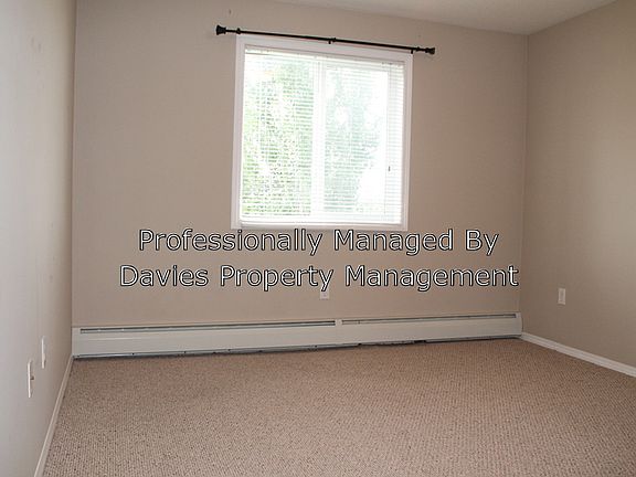 4th image of 219 33rd St #4309