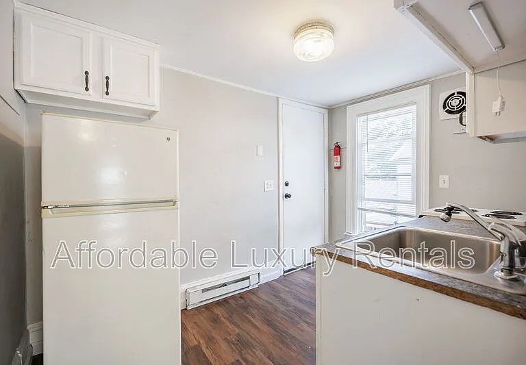 77 State St #3 — Photo 10