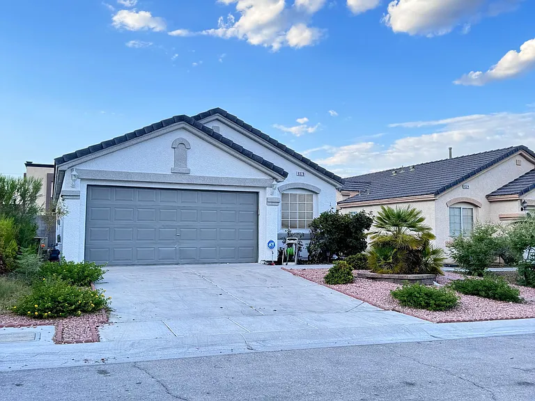 8378 Cool Creek Ave — Photo 1