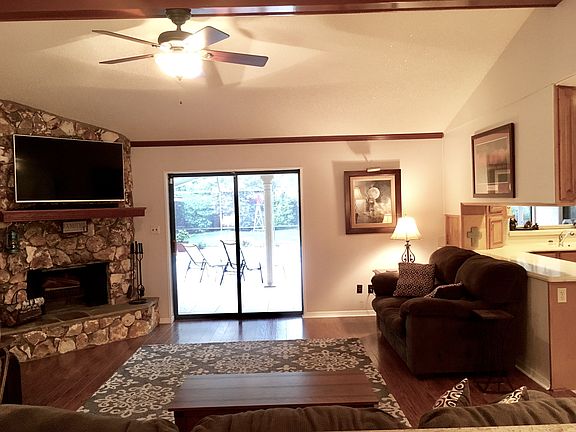2nd image of 3827 Orange Lake Dr