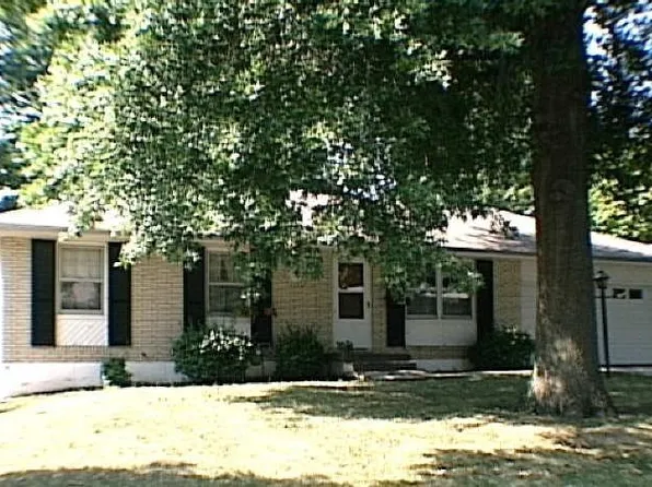 15407 E 37th Ter S, Independence, MO 64055