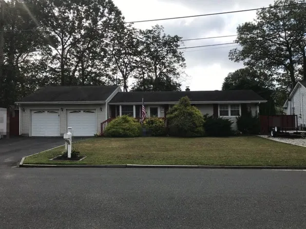 45 Birch Dr, Brick, NJ 08723