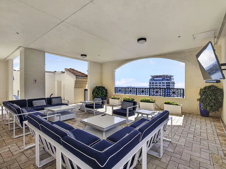 801 S Olive Ave #614 — Photo 30