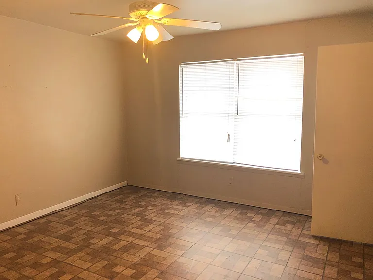308 Babcock Rd — Photo 6