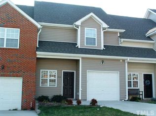 195 Plaza Dr UNIT E, Chapel Hill, NC 27517