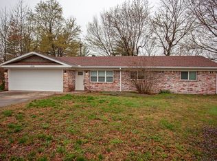 1206 Convair St, Bentonville, AR 72712
