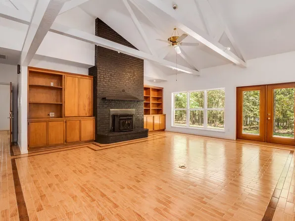 3234 Fm 1746, Woodville, TX 75979