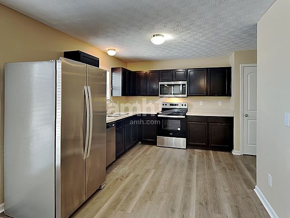3rd image of 183 Shallotte Dr