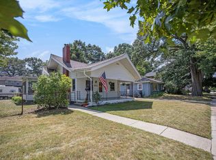 902 Jenkinson St, Port Huron, MI 48060