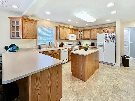 2nd image of 244 Northview Dr