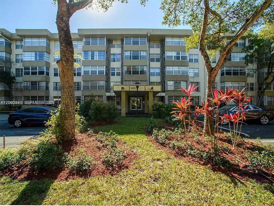 6600 Cypress Rd #405