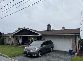 1800 Hokendauqua Ave, Northampton, PA 18067