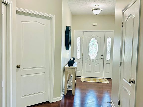 3rd image of 10456 Dogwood Dr