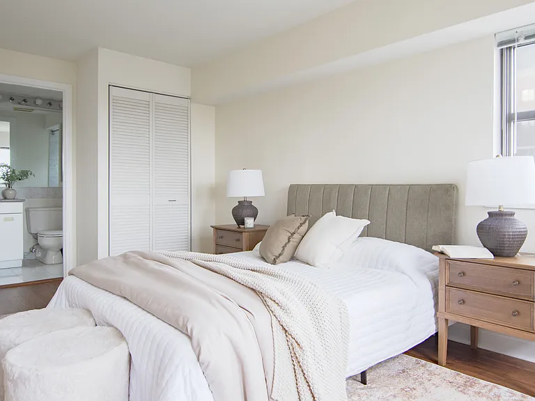 931 Massachusetts Ave #905 — Photo 7