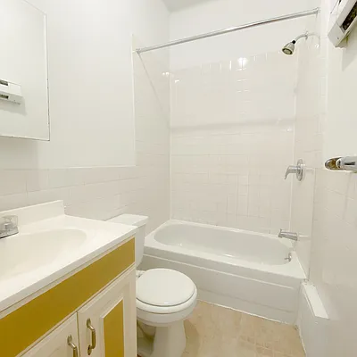 Rented by Highline Residential | media 16