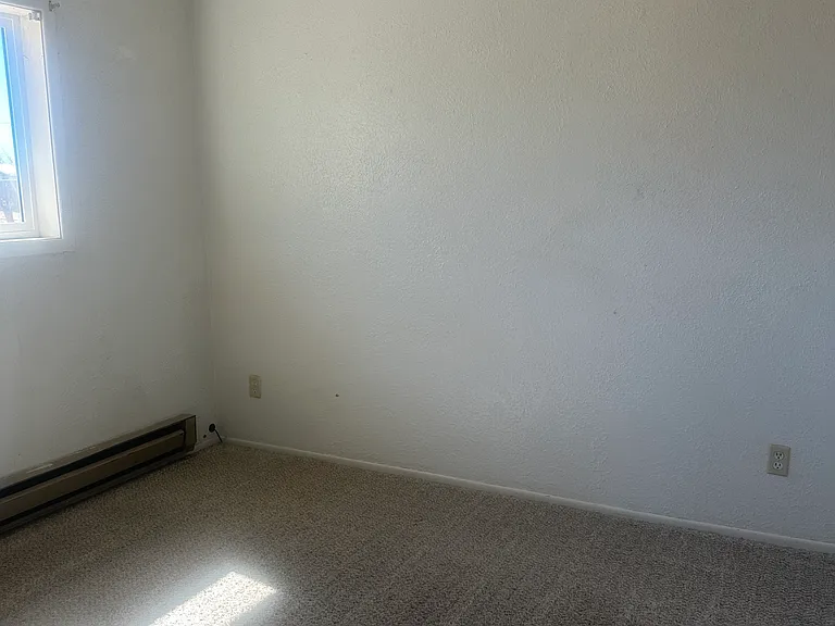 1538 Tremont St — Photo 4
