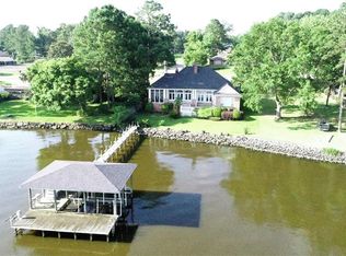 5601 S Lakeshore Dr, Shreveport, LA 71119