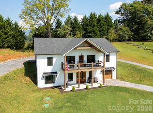 100 Kinloch Ln, Clyde, NC 28721